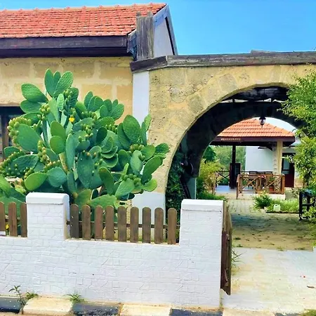 Castle Carpasia At Karpaz Peninsula Szálloda 4*