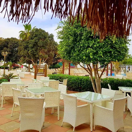 Merit Cyprus Gardens Seafront Resort&beach&casino 4* Trikomo