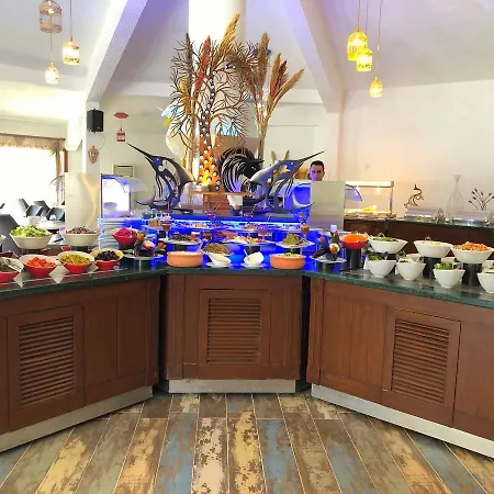 Merit Cyprus Gardens Seafront & Beach & Casino Trikomo
