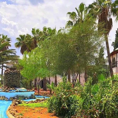 Merit Cyprus Gardens Seafront & Beach & Casino Trikomo