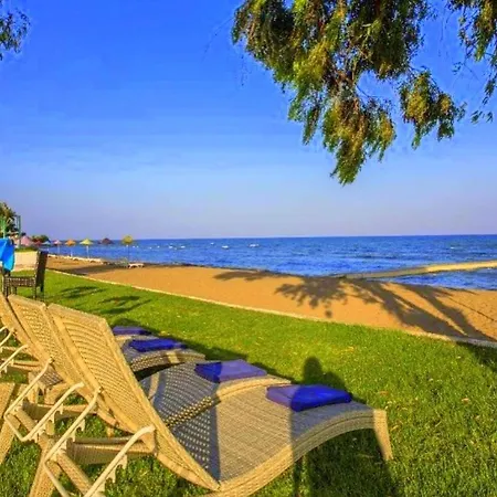 Merit Cyprus Gardens Seafront Resort&beach&casino Hotel 4*