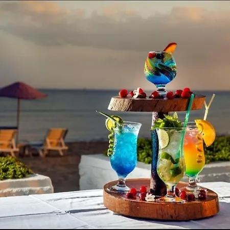 Merit Cyprus Gardens Seafront & Beach & Casino Hotel 4*