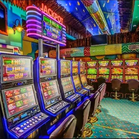 Merit Cyprus Gardens Seafront & Beach & Casino 4*